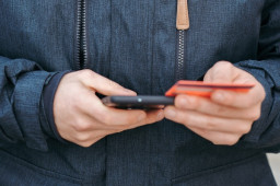 The Fakecalls banking Trojan makes fake calls