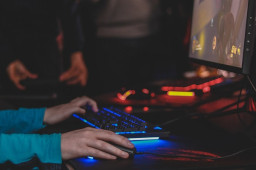Microsoft Warns of Large-Scale Click Fraud Campaign Targeting Gamers