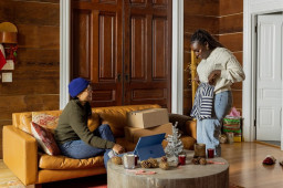 How to shop safely online
