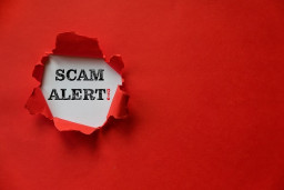 How scammers employ IPFS for email phishing