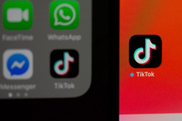 TikTok Chief Summoned by EU Lawmakers For Privacy Probe
