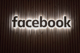 Facebook privacy settings: Protect your data with these tips