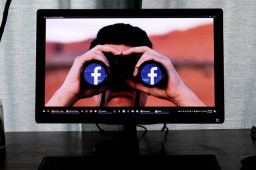 Facebook Says Fake Accounts From China Aimed at US Politics