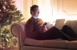 ‘Tis the season for online fraud: Cybercriminals are on the prowl as consumers aim to spend big this Christmas