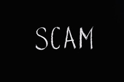 5 online scam red flags