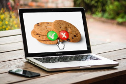 France hits Google and Facebook with major fines for using cookie trackers