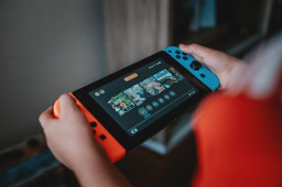 ChromeLoader Malware Targeting Gamers via Fake Nintendo and Steam Game Hacks