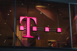 T-Mobile Data Breach Puts Customers at Risk, Again