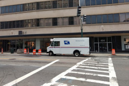 Hackers Intercept USPS Workers&#8217; Paychecks in Direct Deposit Scam