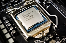 &#8216;Downfall&#8217; Vulnerability Unveiled as New Security Risk in Intel CPUs