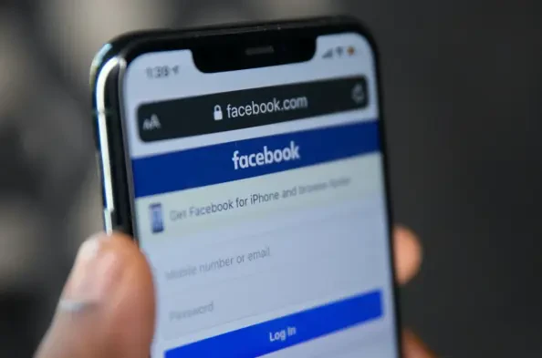 Cybercriminals Exploit AI Craze with Fake Tools on Facebook