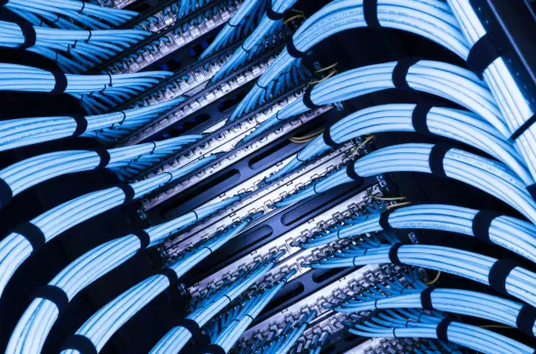 AI Revolutionizes Data Center Fiber and Networking Architecture